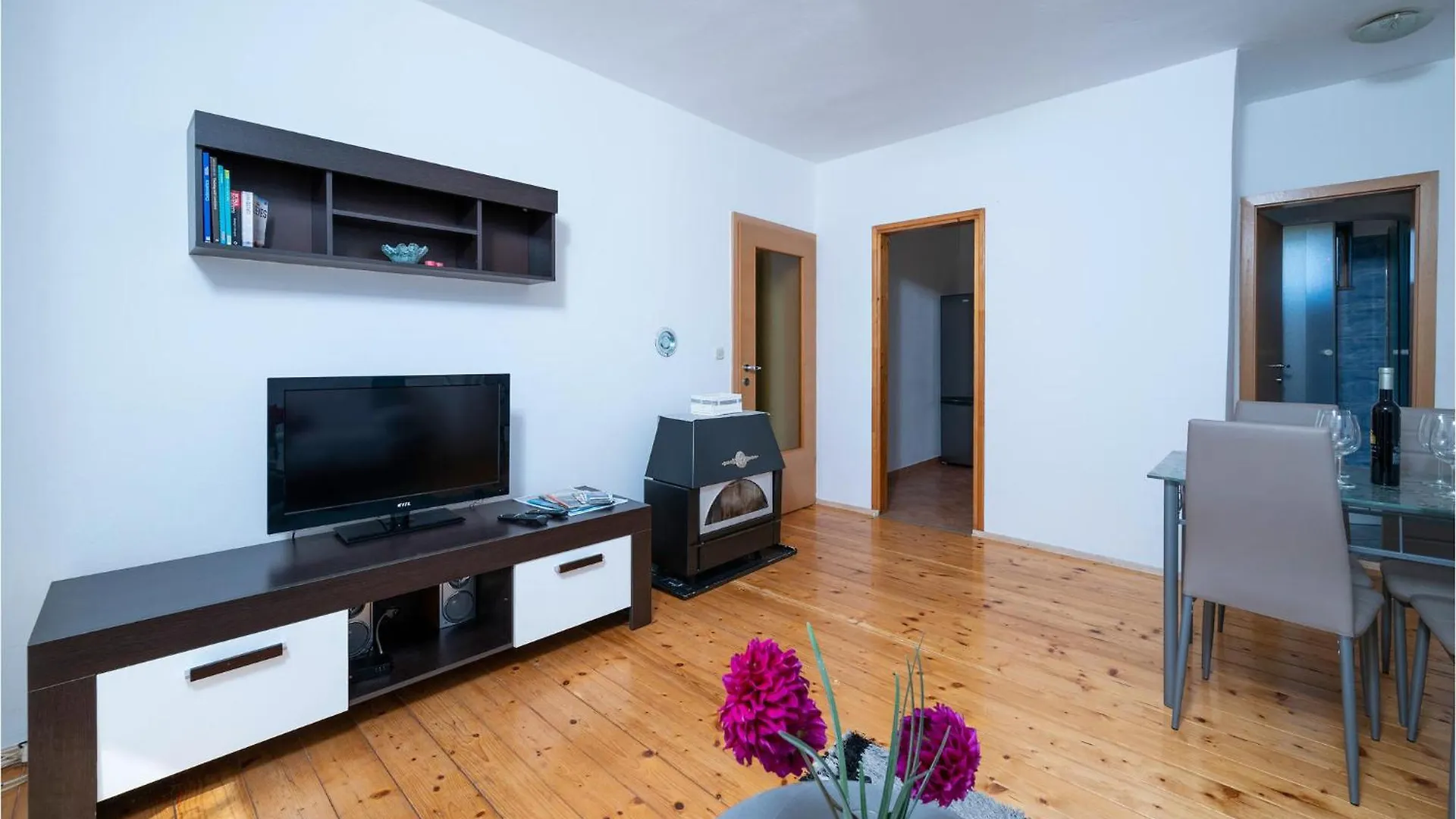 Nice Apartment In Pula With Outdoor Swimming Pool